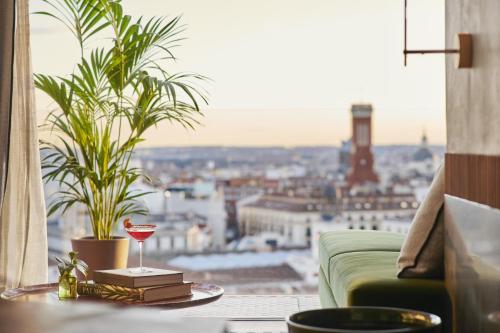Thompson Suite with Terrace