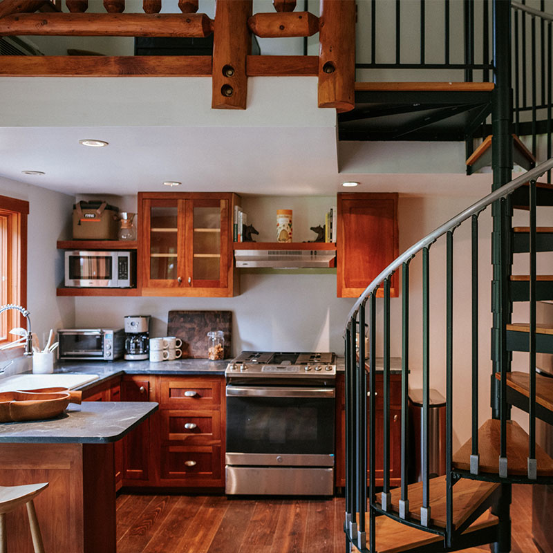 Loft Duplex with Deck