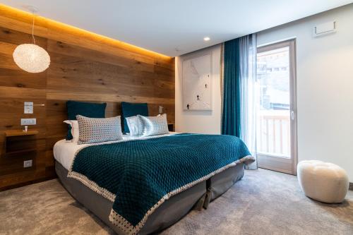 Large Double Room