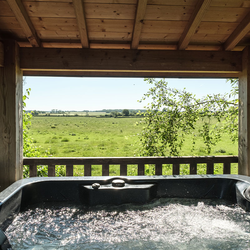 Le Refuge - Premium Caravan with Spa