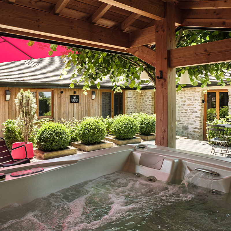 Le Logis - Luxury Suite with Spa