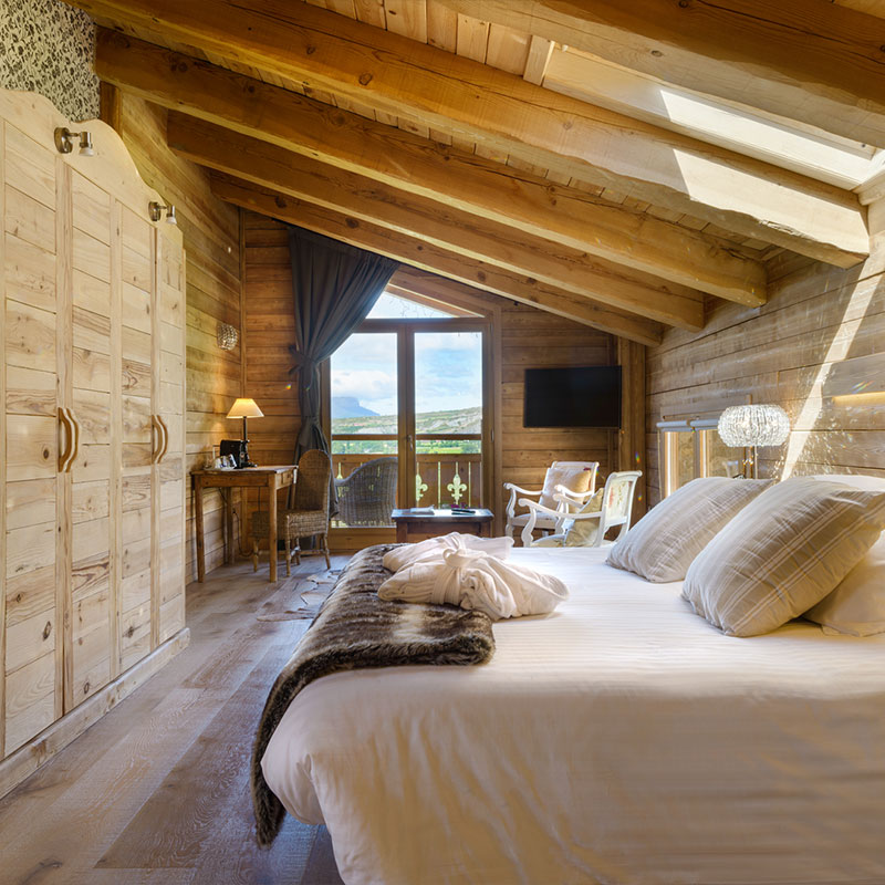Premium Suite (valley views)