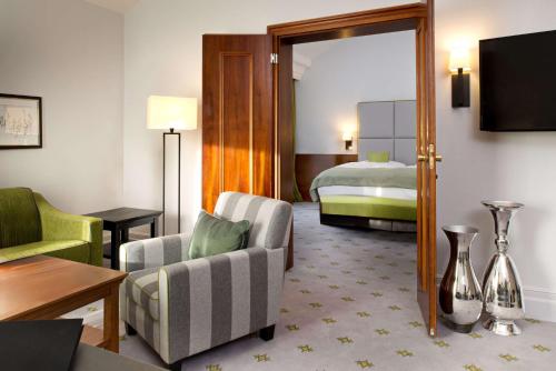 One Bedroom King Suite