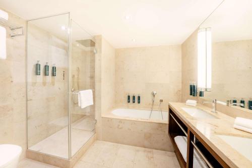 One Bedroom King Suite