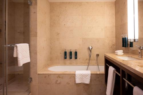 One Bedroom King Suite