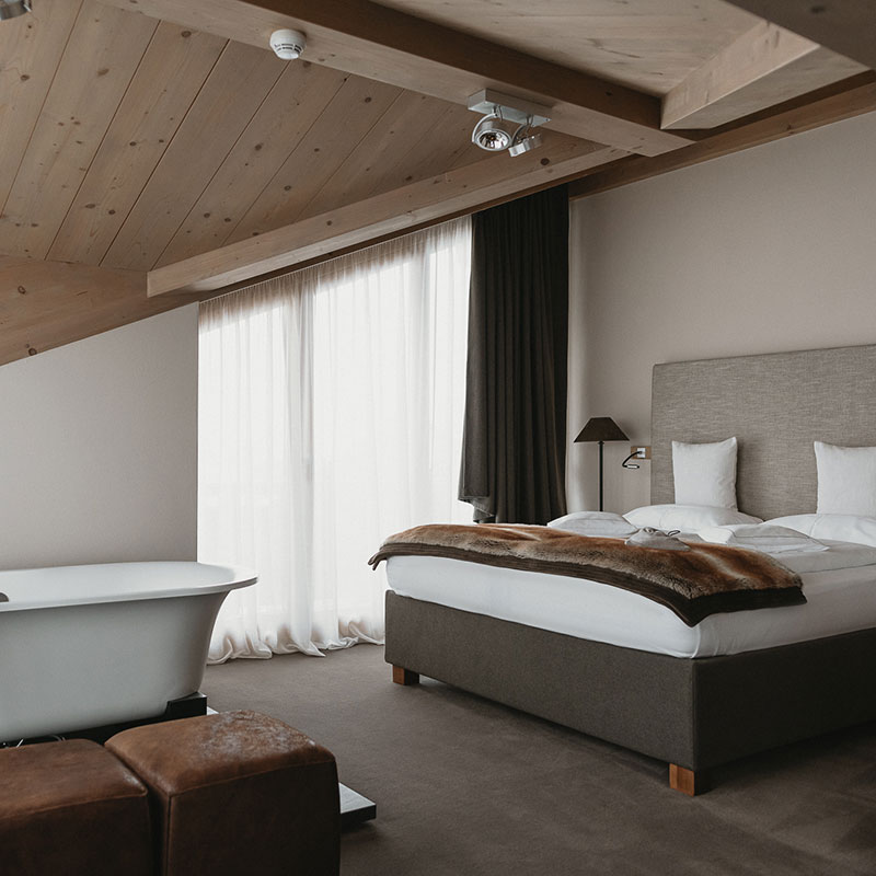 Suite with Mountain View