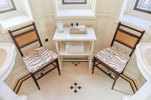 King Suite