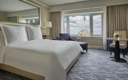 King Room with Lake View