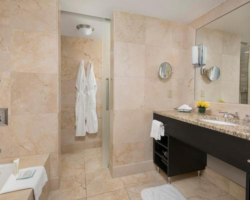 One Bedroom King Suite Accessible