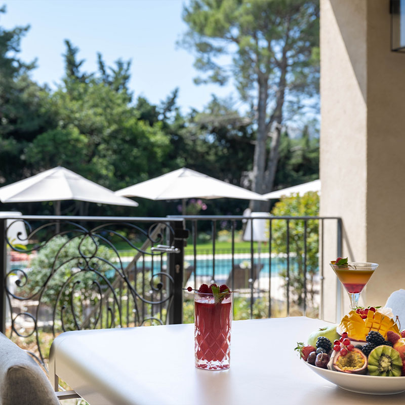 Deluxe Terrace Suite