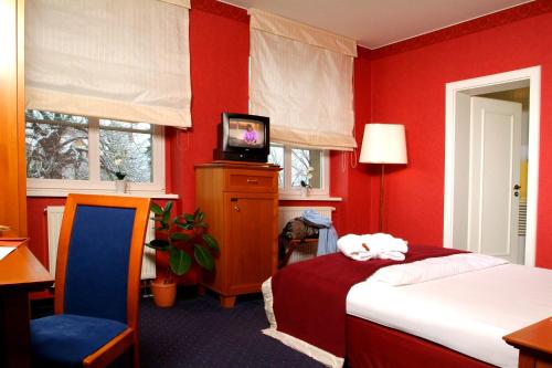 Small Double Room