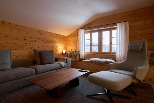 Two-Bedroom Deluxe Apartment