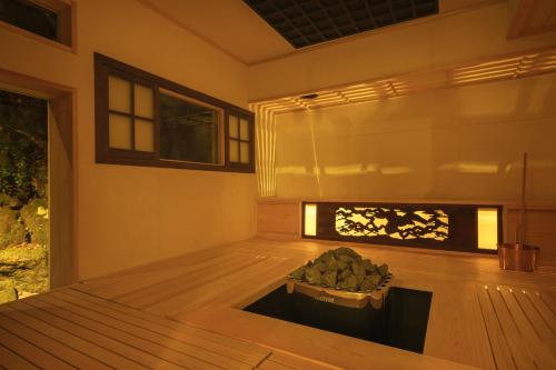 Luxury Villa​​ and Open-Air Bath