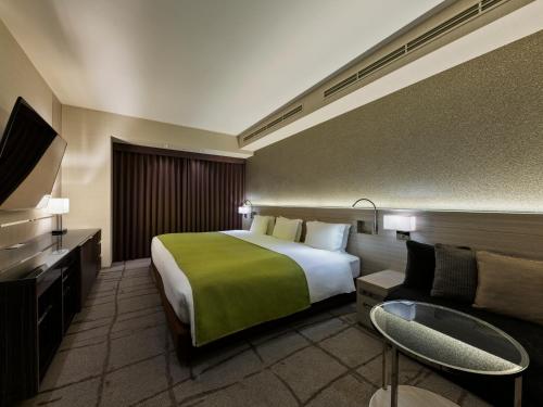 Exective Wide King Room