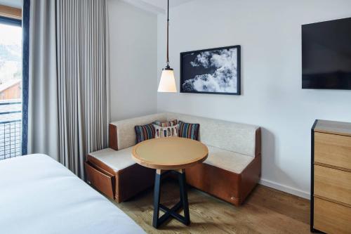 Queen Room with Two Queen Beds - Mobility and Hearing Accessible with Roll-in Shower