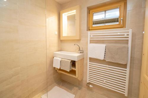 A4 - Family Two-Bedroom Apartment with Terrace and Fireplace - Ground Floor