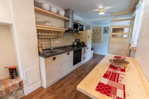 A4 - Family Two-Bedroom Apartment with Terrace and Fireplace - Ground Floor