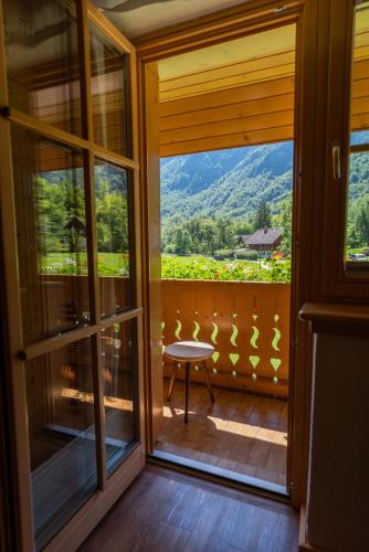 A1 - Duplex One-Bedroom Apartment with Balcony