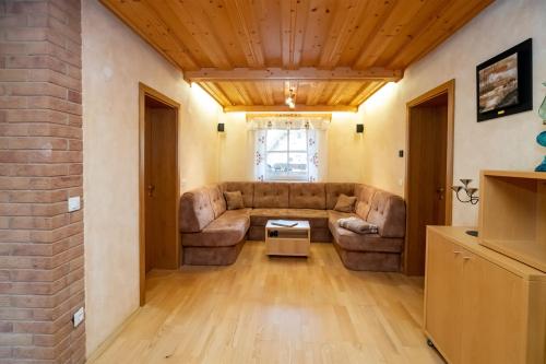 A7 - Two-Bedroom Apartment with Terrace and Fireplace - Ground Floor