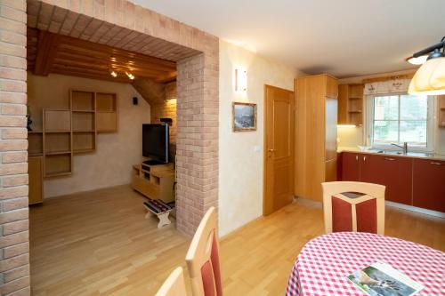 A7 - Two-Bedroom Apartment with Terrace and Fireplace - Ground Floor