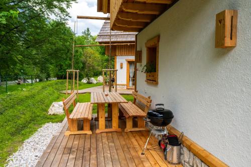 Chalet RAVBSIC with Mountain - River view, Fireplace and Sauna