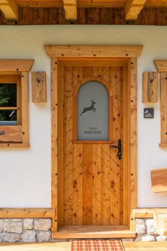 Chalet PRSIVEC with Mountain - River View, Fireplace and Sauna