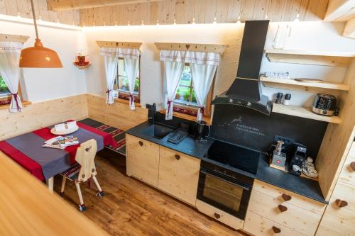 Chalet PRSIVEC with Mountain - River View, Fireplace and Sauna