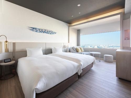 Deluxe Twin with Sofa Bed