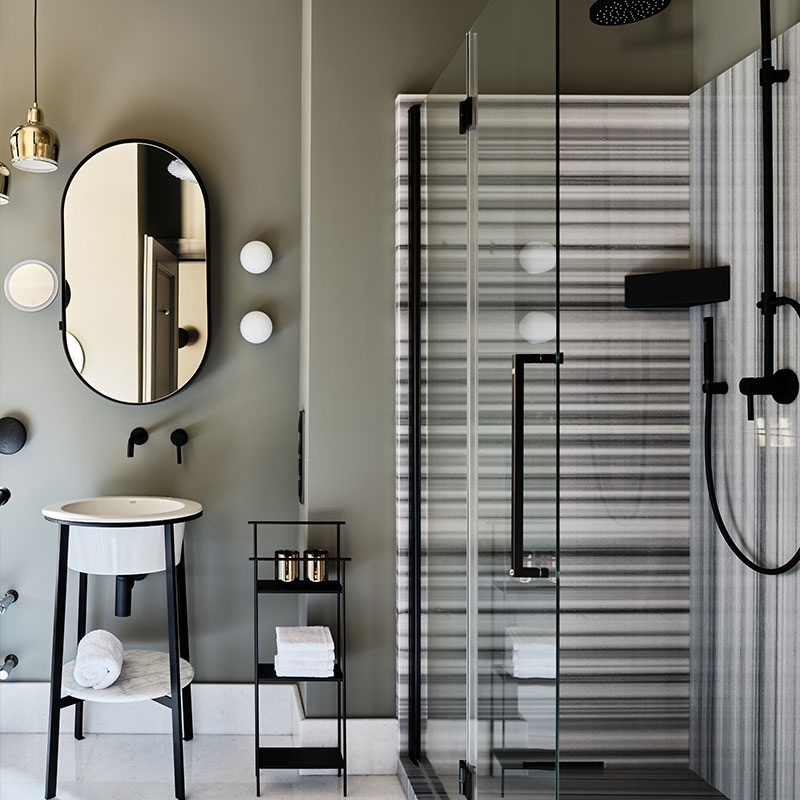 Jaskolka No.1, historical suite