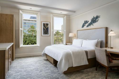 Historic Banyan Deluxe King Room with Roll-In Shower - Mobility and Hearing Accessible