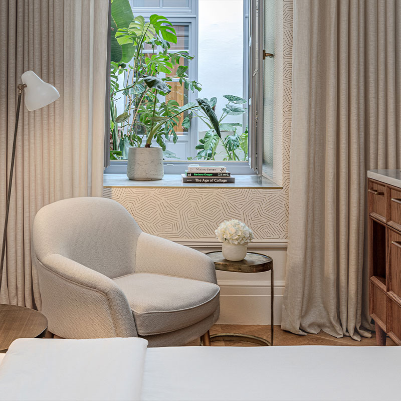Bijou Room