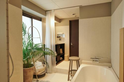 High floor suite with Sauna