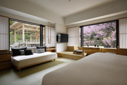 Grand Serenity King Room