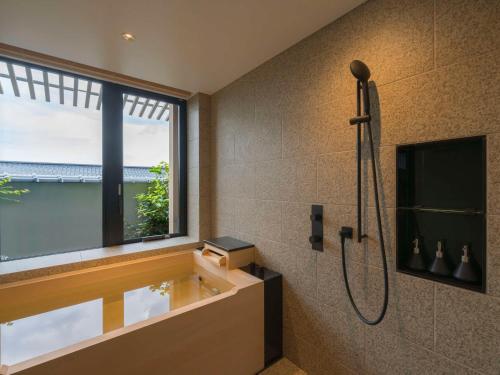 ONSEN retreat Twin Room