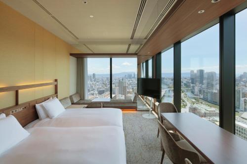 Premium Twin Room - Disability Access - Non-Smoking