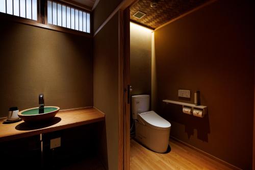 Quadruple Room with Private External Bathroom