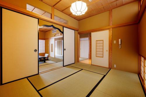 Quadruple Room with Private External Bathroom
