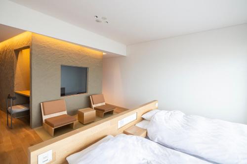 Twin room with sea view