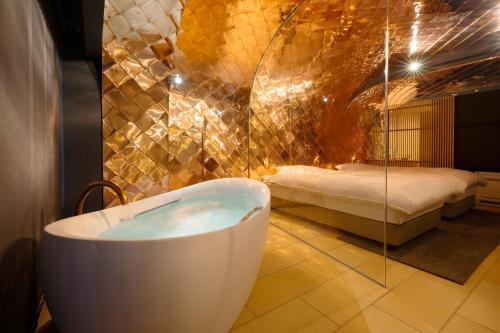 Twin room with sea view