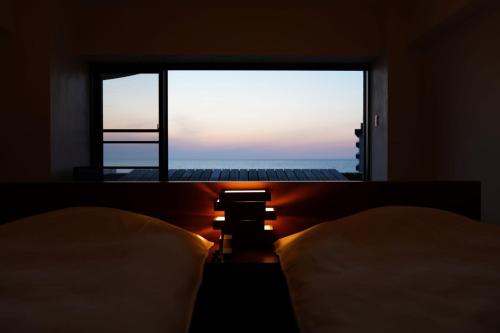 Twin room with sea view