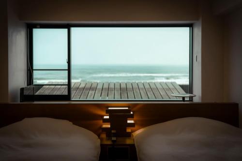 Twin room with sea view