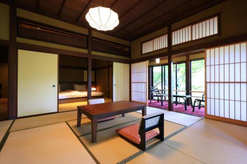 Deluxe Room with Indoor Hot Spring Bath "Kumoi"