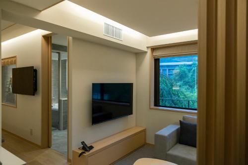 Superior Twin Room with River View - Non-Smoking