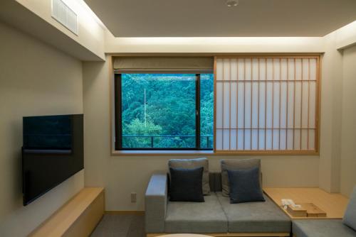 Superior Twin Room with River View - Non-Smoking