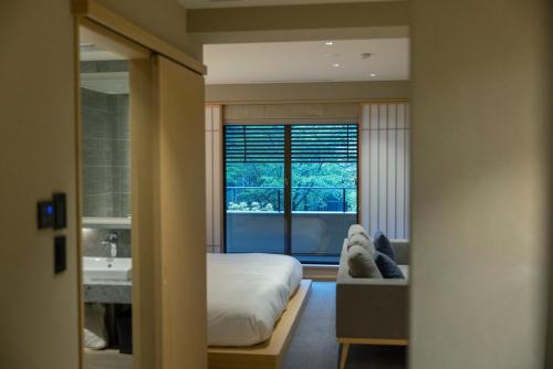 Junior Suite Twin - Non-Smoking
