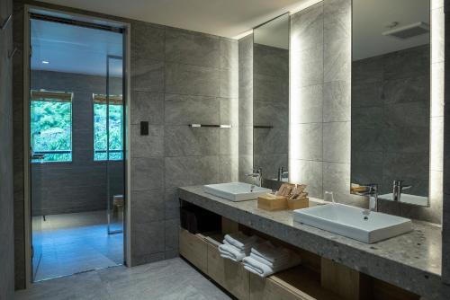 Signature Suite - Non-Smoking