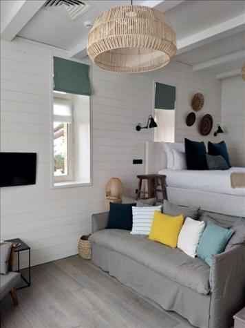 Double or Twin Room with View (secondary building)