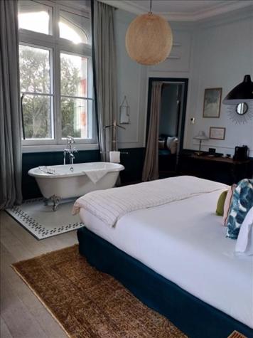King Suite with Sea View