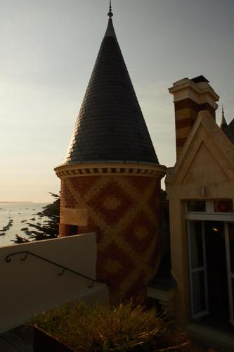 King Suite with Sea View