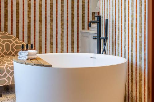 Prestige Deluxe Room "Henrietta"